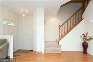 8415 Glad Rivers Row Columbia, MD 21045 - Photo 3 of 24 Gallery Image 3