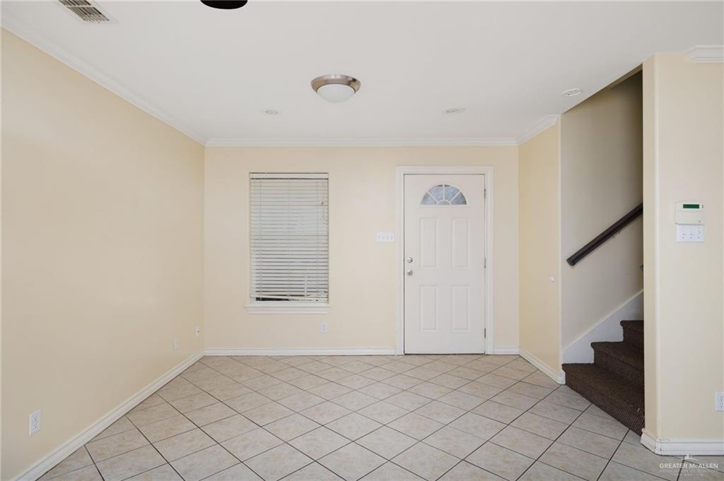2601 Nassau Street Edinburg, TX 78541 - Photo 2 of 15 a view of an empty room