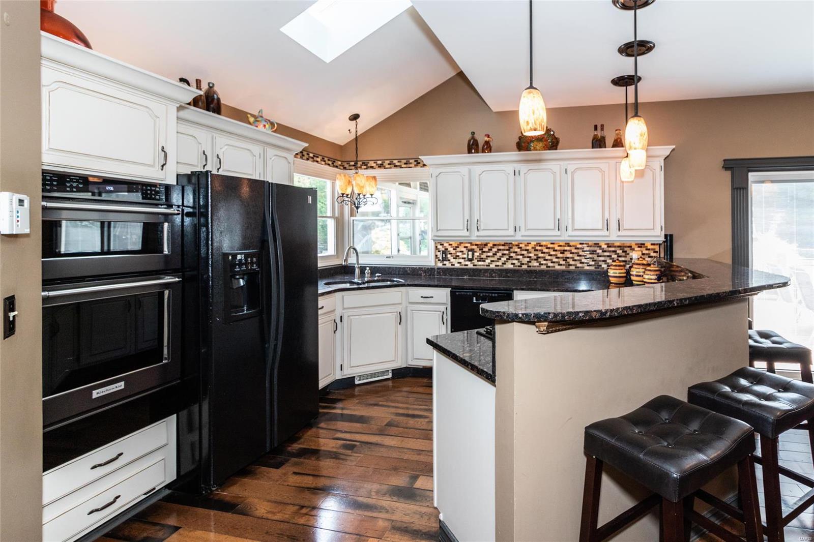 718 Carman Meadows Drive South Manchester, MO 63021 - Photo 8 of 82