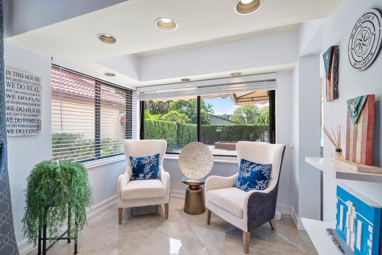 21669 Town Pl Drive Boca Raton, FL 33433 - Photo 12 of 41 SITTING AREA