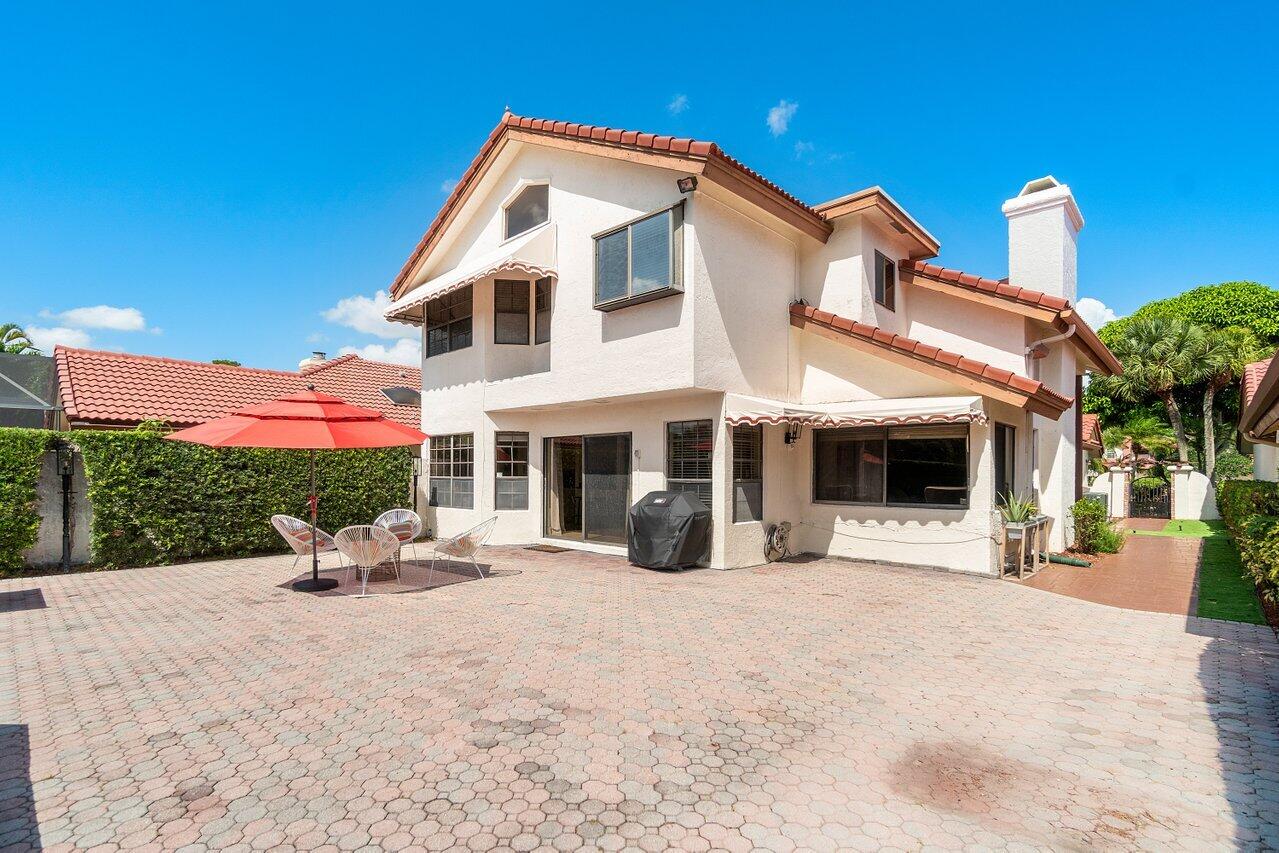 21669 Town Pl Drive Boca Raton, FL 33433 - Photo 4 of 41 SPACIOUS PATIO