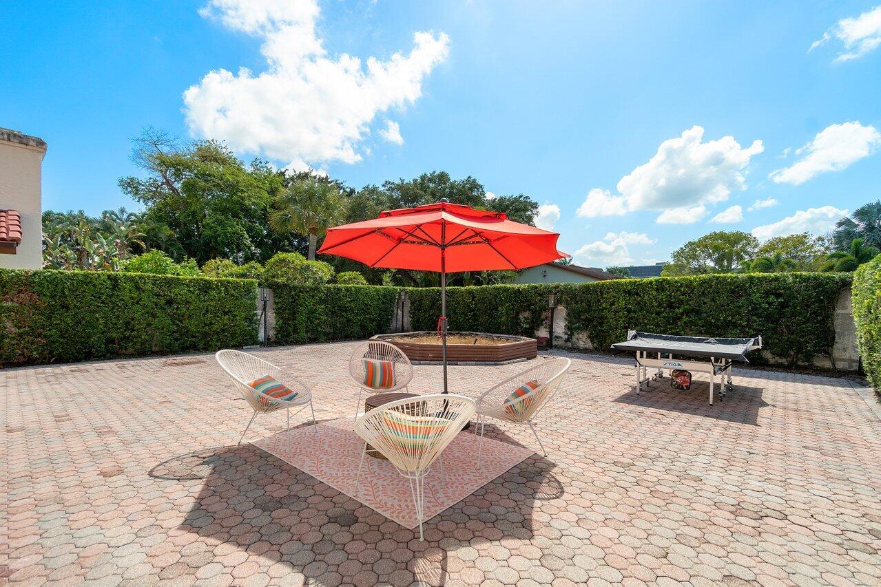 21669 Town Pl Drive Boca Raton, FL 33433 - Photo 5 of 41 PLENTY OF ROOM TO ADD A SPARKLING POOL