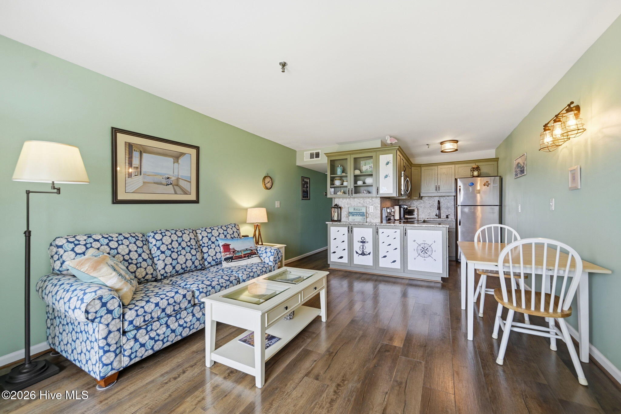 1866 New River Inlet Road, Unit 3101C North Topsail Beach, NC 28460 - Photo 8 of 30 Living Area