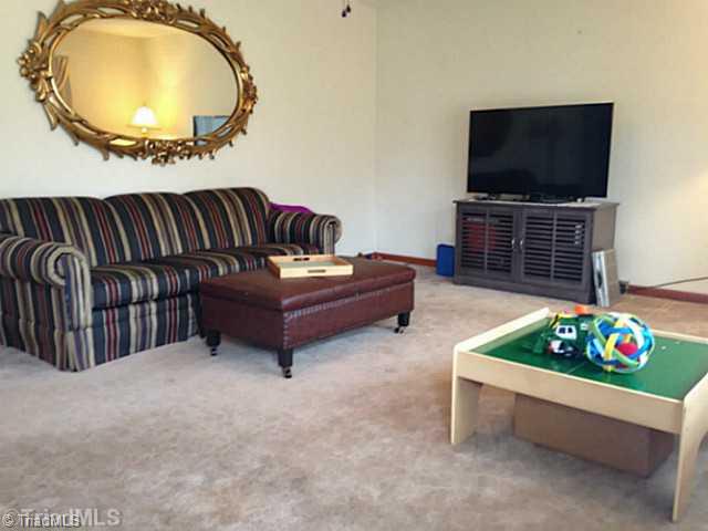 204 Ridgeview Drive Mount Airy, NC 27030 - Photo 4 of 16 Living Room. Large living room that has a bay window facing the front. A must see!!