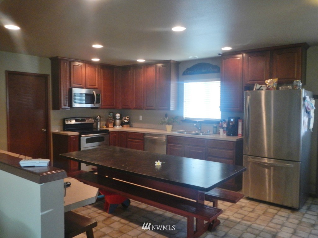 644 Shanklin Road Onalaska, WA 98570 - Photo 6 of 25 Gallery Image 6