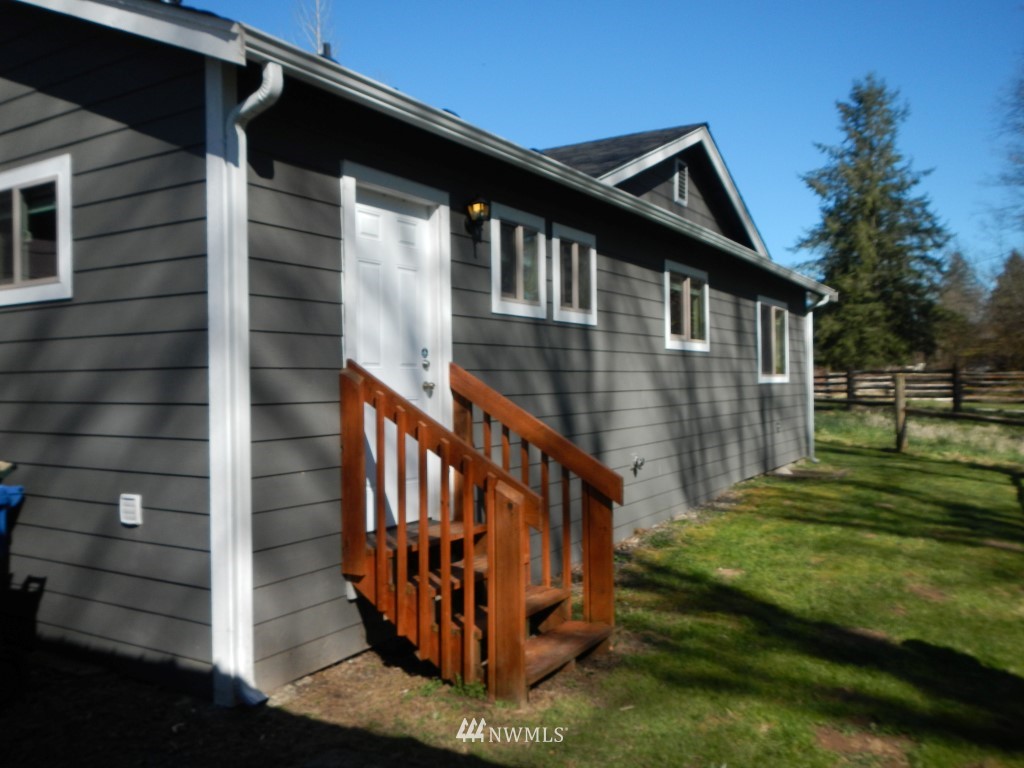 644 Shanklin Road Onalaska, WA 98570 - Photo 10 of 25 Gallery Image 10