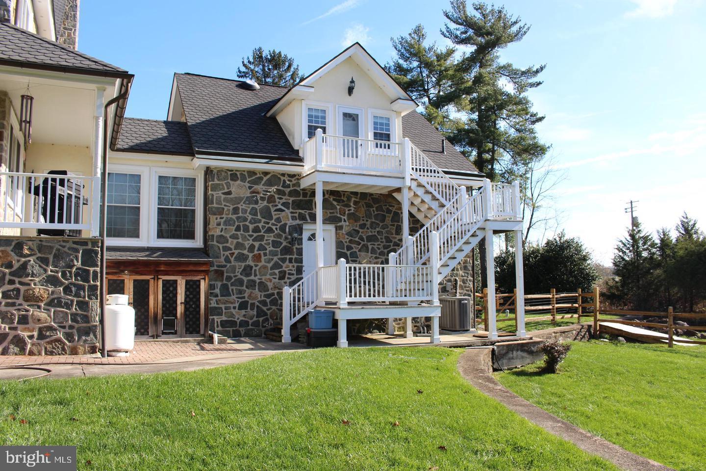 1934 Bleim Road Pottstown, PA 19464 - Photo 3 of 17