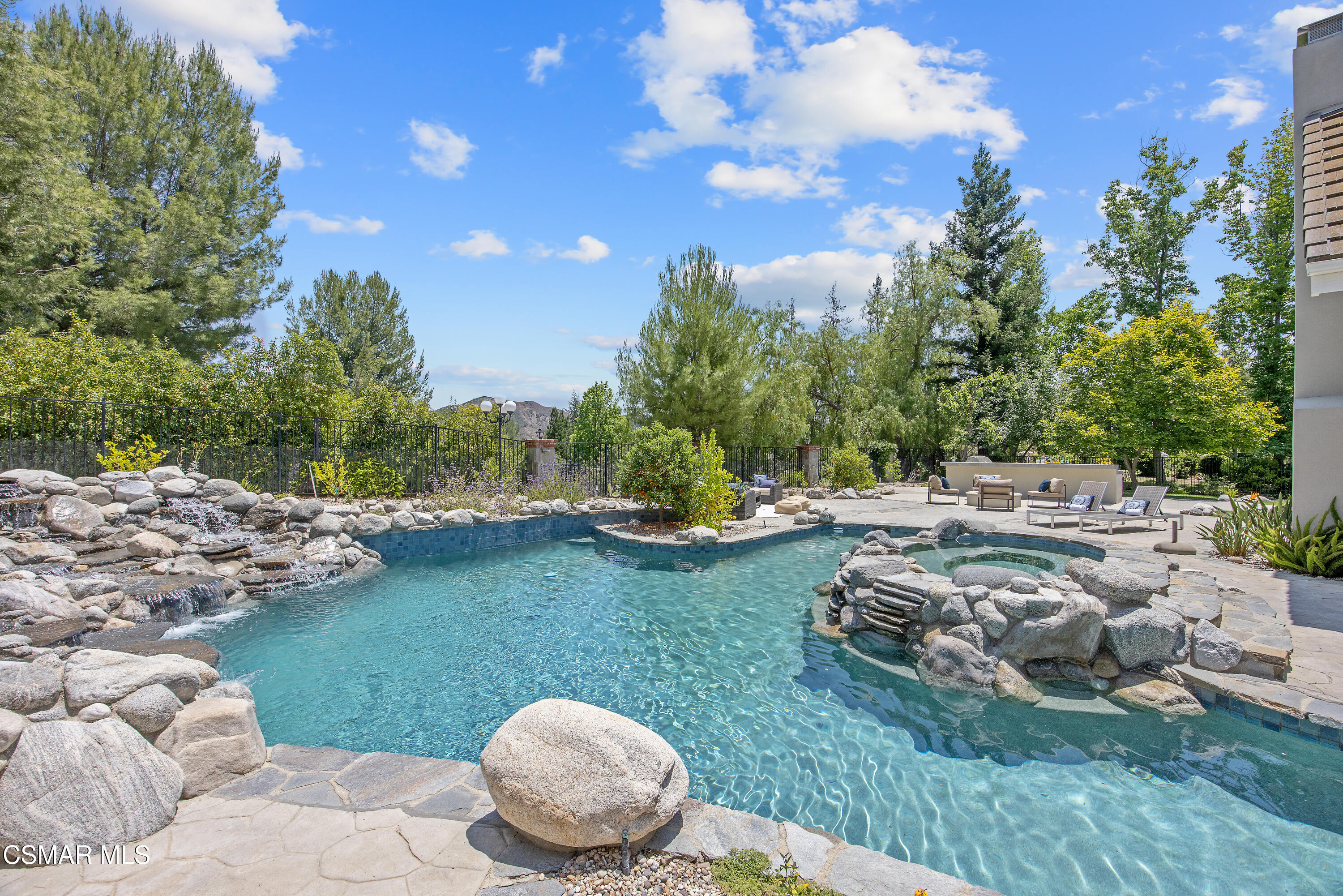 3840 Castle View Road Agoura Hills, CA 91301 - Photo 62 of 94 1B1A1065