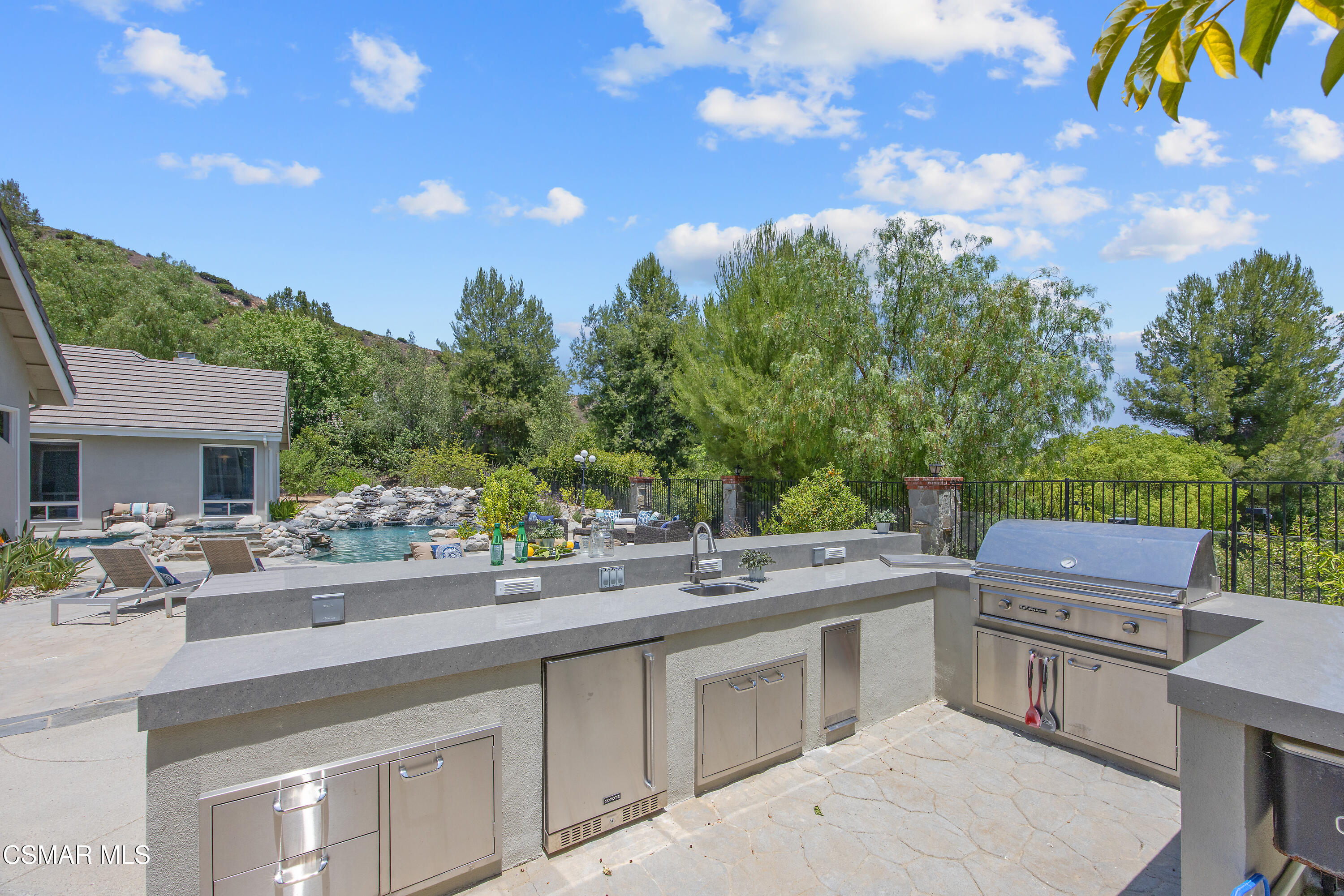 3840 Castle View Road Agoura Hills, CA 91301 - Photo 67 of 94 1B1A1080