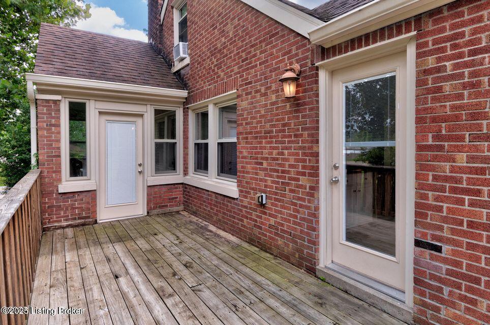 7912 3rd Street Road Louisville, KY 40214 - Photo 3 of 35 Deck