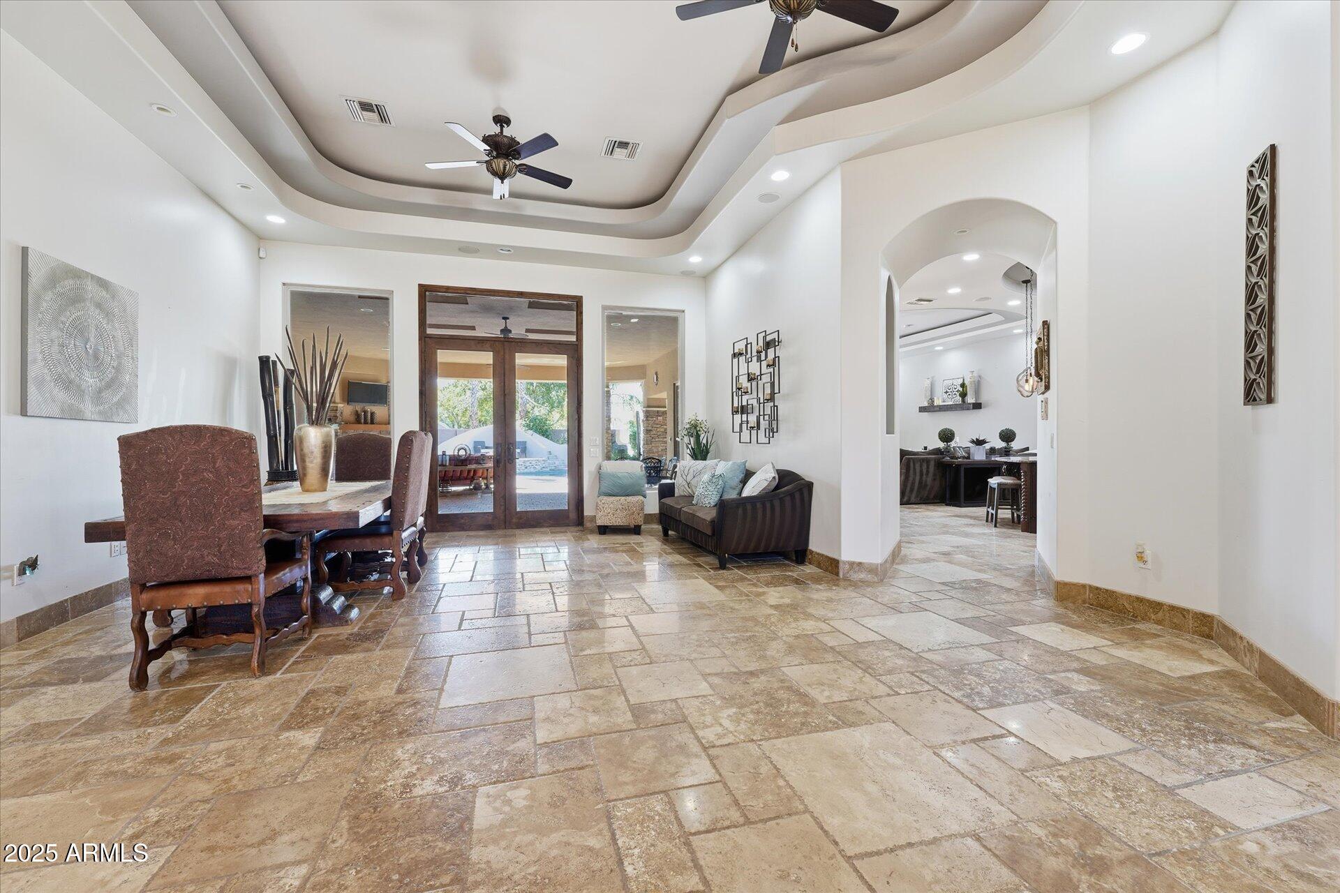 3121 East Bonanza Court Gilbert, AZ 85297 - Photo 16 of 83 a living room with furniture