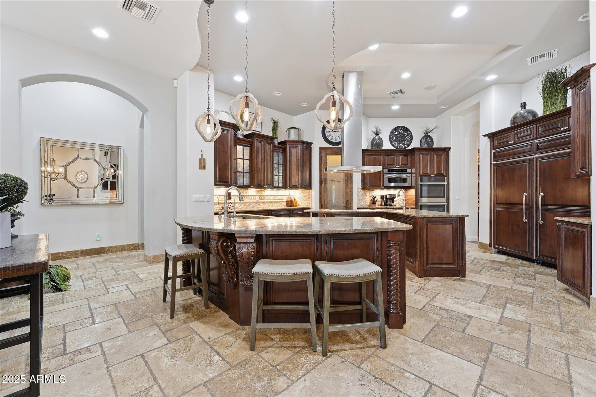 3121 East Bonanza Court Gilbert, AZ 85297 - Photo 17 of 83 23-023-kitchen