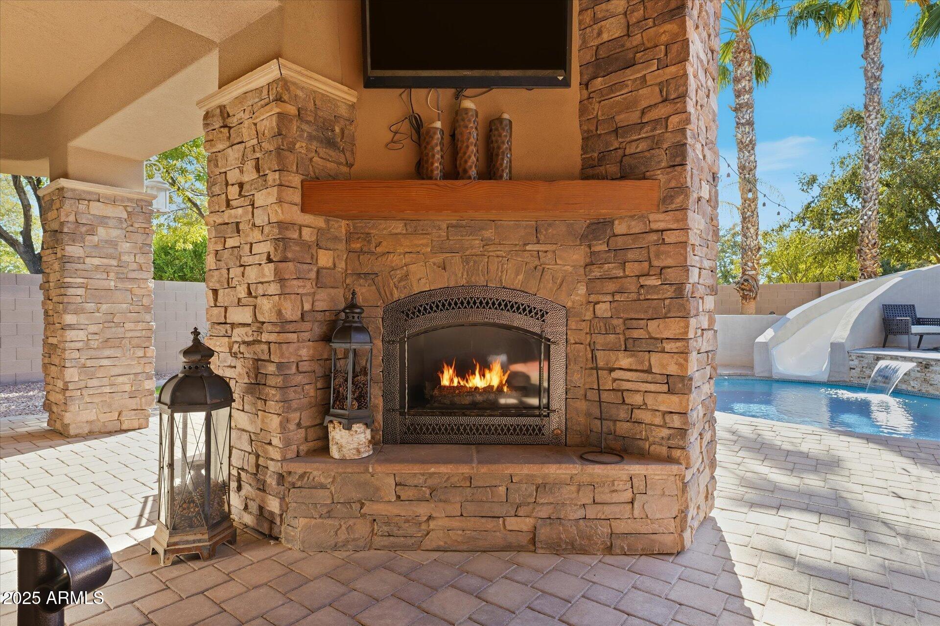 3121 East Bonanza Court Gilbert, AZ 85297 - Photo 67 of 83 a front view of a house with outdoor space