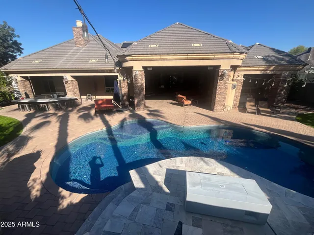 $1,995,000 | 3121 East Bonanza Court, Gilbert, AZ 85297