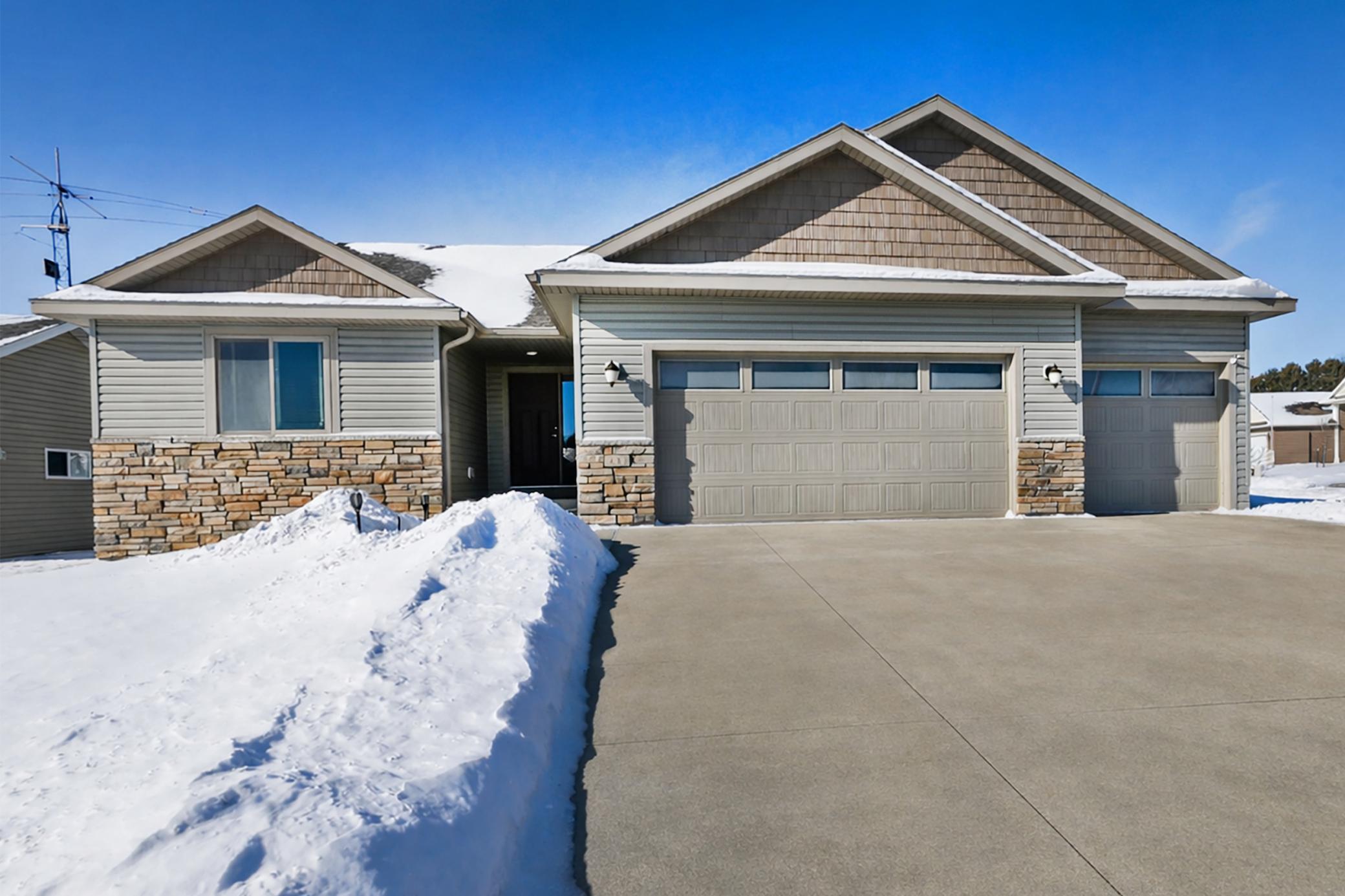 481 Manor Garden Lane Northwest Rochester, MN 55901 - Photo 11 of 11