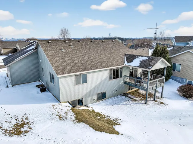 $478,900 | 481 Manor Garden Lane Northwest, Rochester, MN 55901