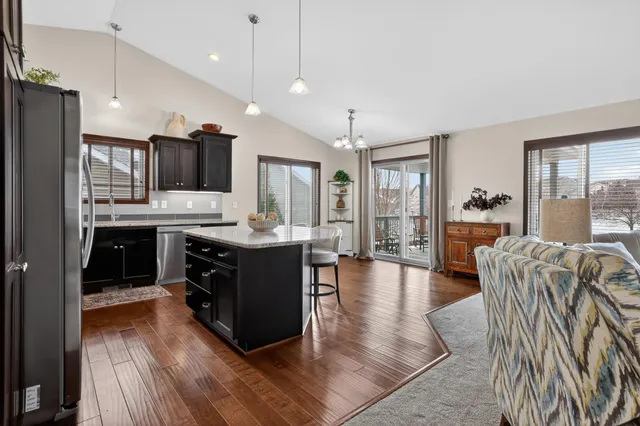 $478,900 | 481 Manor Garden Lane Northwest, Rochester, MN 55901