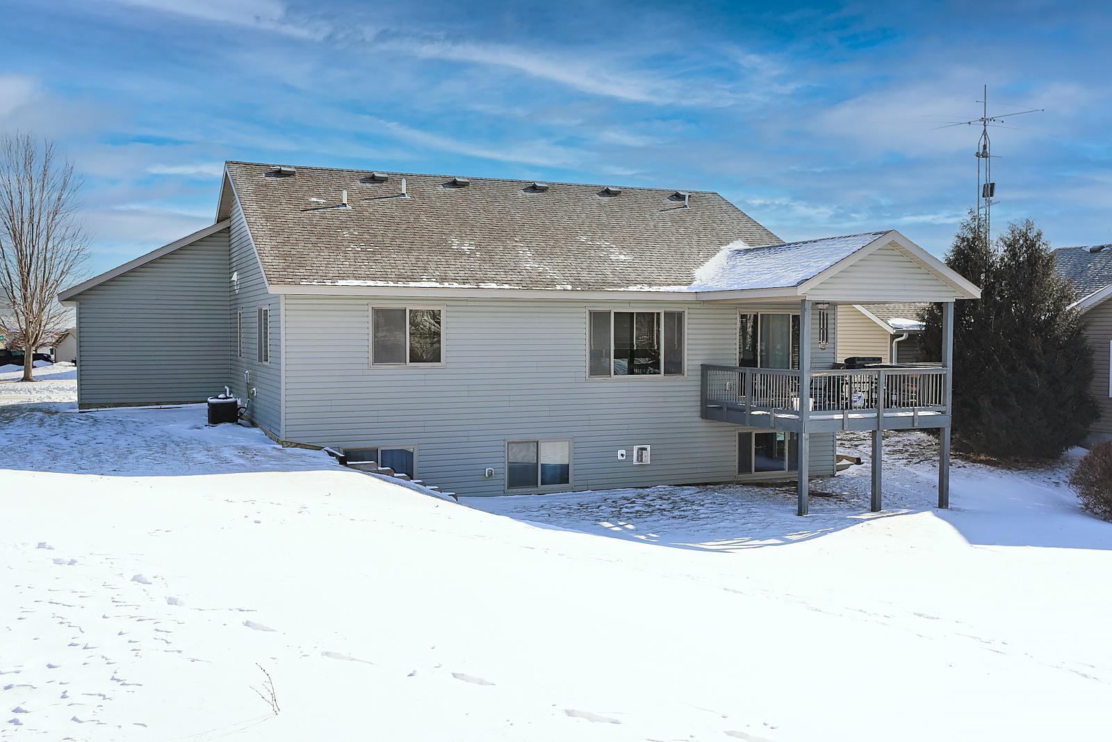 481 Manor Garden Lane Northwest Rochester, MN 55901 - Photo 6 of 11