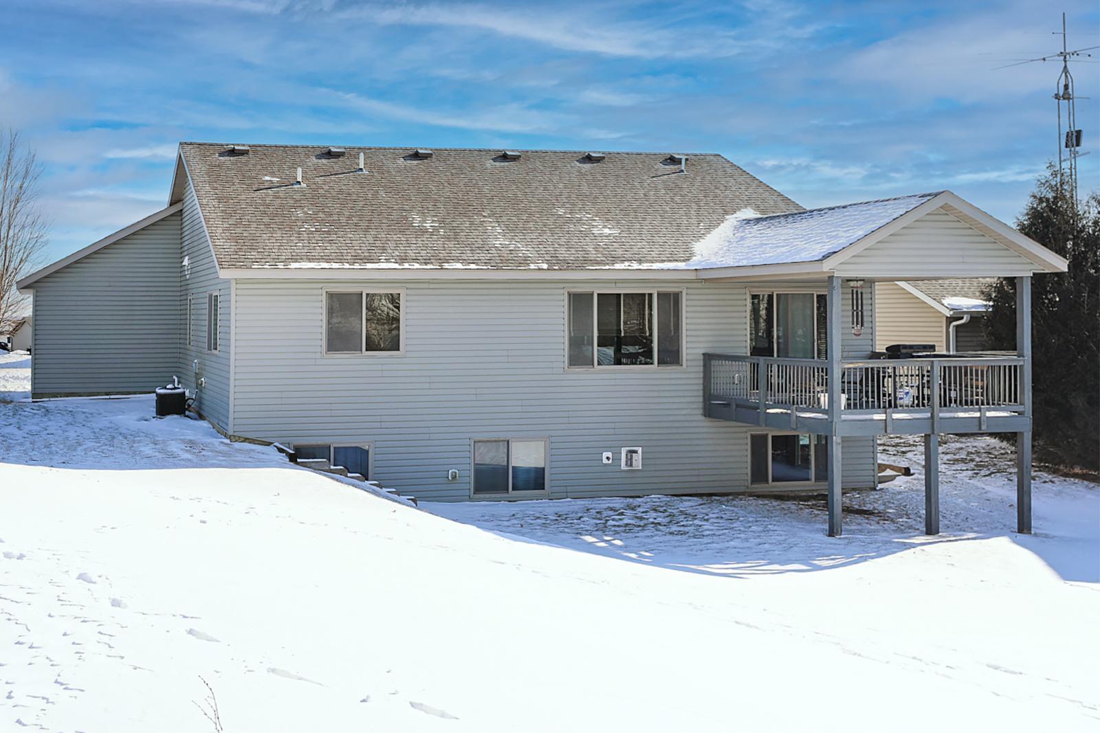 481 Manor Garden Lane Northwest Rochester, MN 55901 - Photo 7 of 11