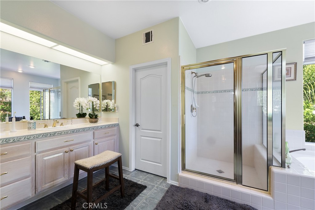 11312 Broadview Drive Moorpark, CA 93021 - Photo 36 of 50 Huge Primary bathroom