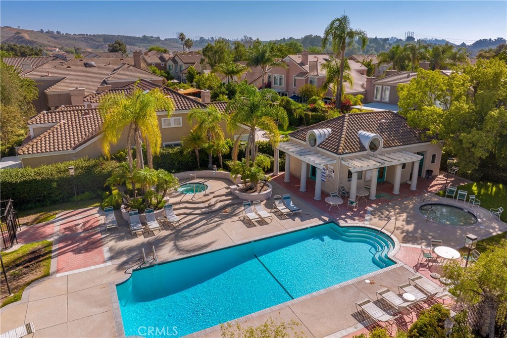 11312 Broadview Drive Moorpark, CA 93021 - Photo 44 of 50 Deauville Community Area with pools