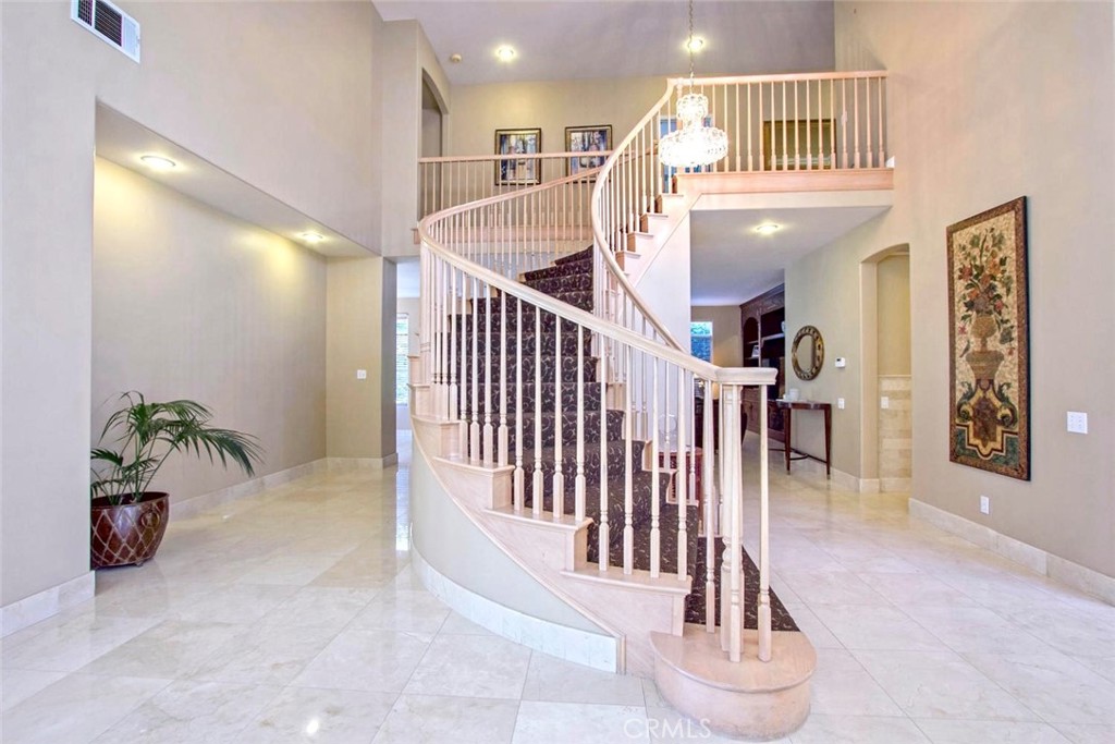 11312 Broadview Drive Moorpark, CA 93021 - Photo 5 of 50 Spiral Stairway