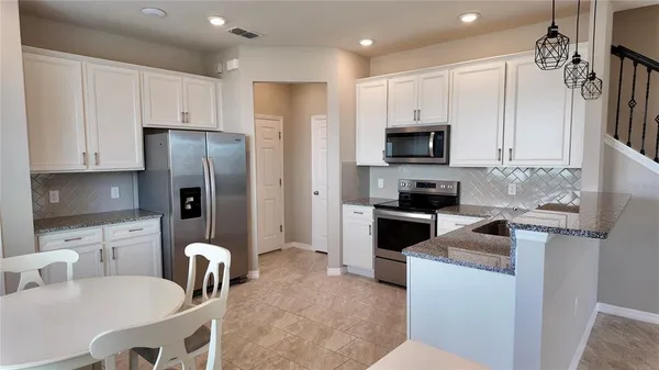 $2,700 | 3836 Grassland Drive, Orlando, FL 32824