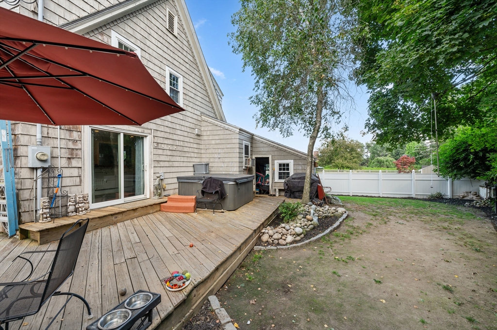 8 St James Road Shrewsbury, MA 01545 - Photo 26 of 30 Gallery Image 26