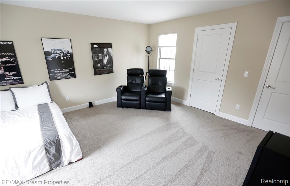 24292 Ravine Drive South Lyon, MI 48178 - Photo 21 of 23 _I0A6351.jpg