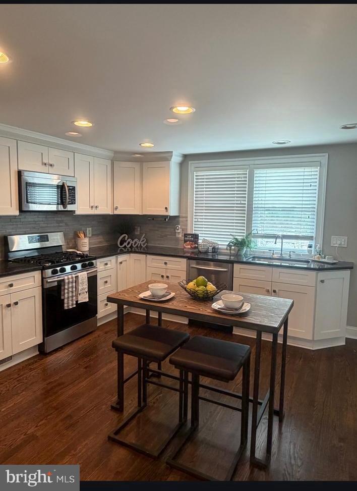 615 47th Street Baltimore, MD 21224 - Photo 12 of 33