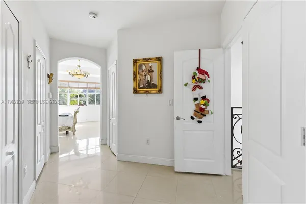 $4,700 | 15184 Southwest 20th Street, Miami, FL 33185