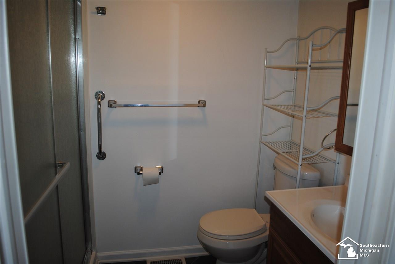 774 Rambow Drive Monroe, MI 48161 - Photo 14 of 28 50036785-13.JPG