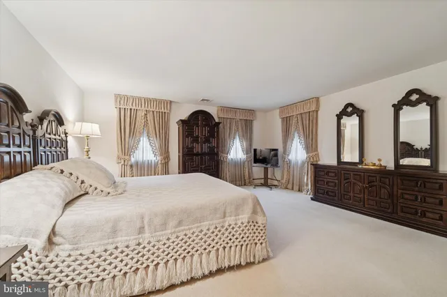 $775,000 | 7 Todmorden Drive, Rose Valley, PA 19086