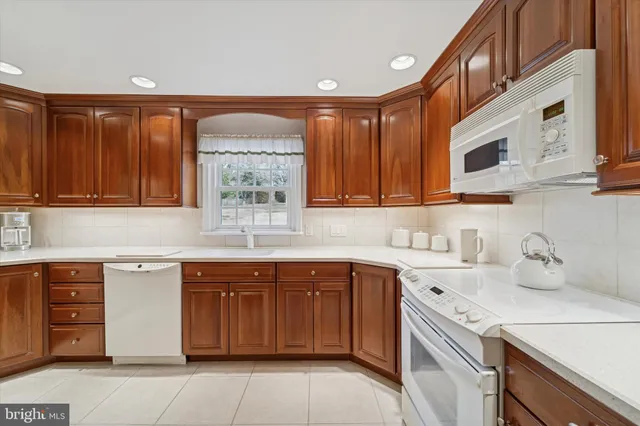 $775,000 | 7 Todmorden Drive, Rose Valley, PA 19086