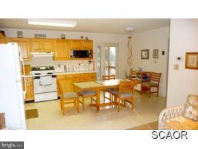 26 Seabrook Road, Unit 26 Ocean View, DE 19970 - Photo 3 of 11 Gallery Image 3