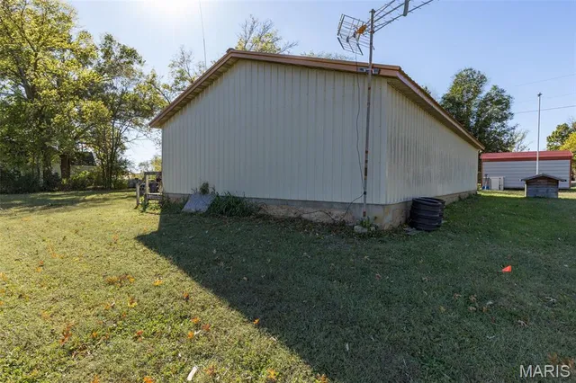 $130,000 | 10046 Eye Street, Belgrade, MO 63622