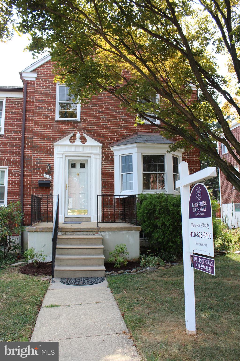 6119 Regent Park Road Baltimore, MD 21228 - Photo 4 of 55 Front View