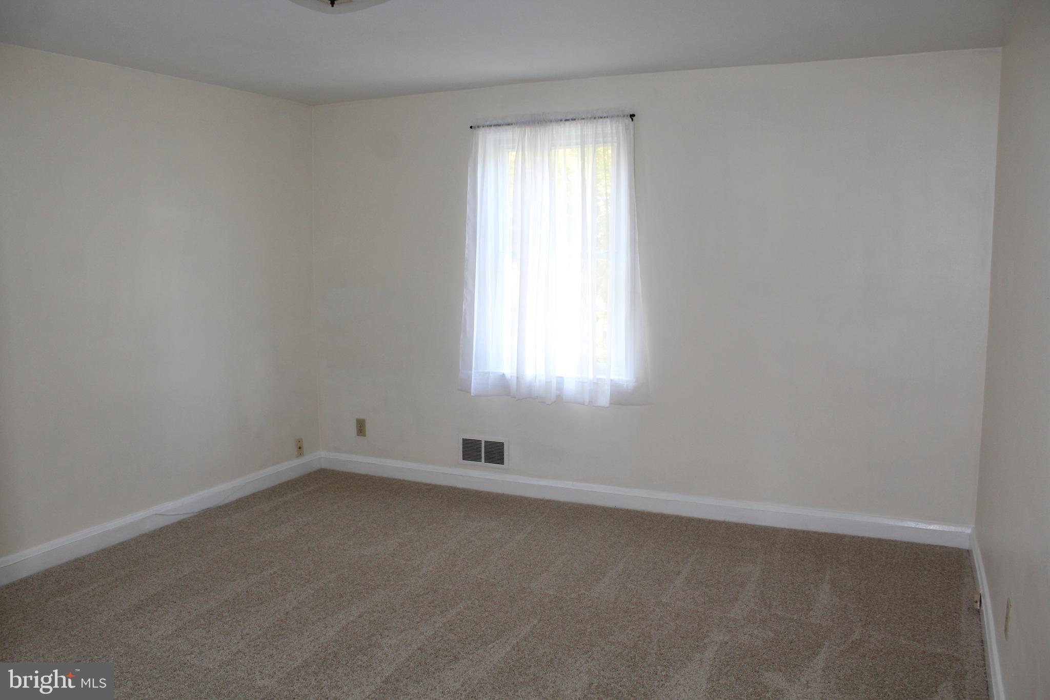 6119 Regent Park Road Baltimore, MD 21228 - Photo 32 of 55 Master Bedroom with New Carpeting