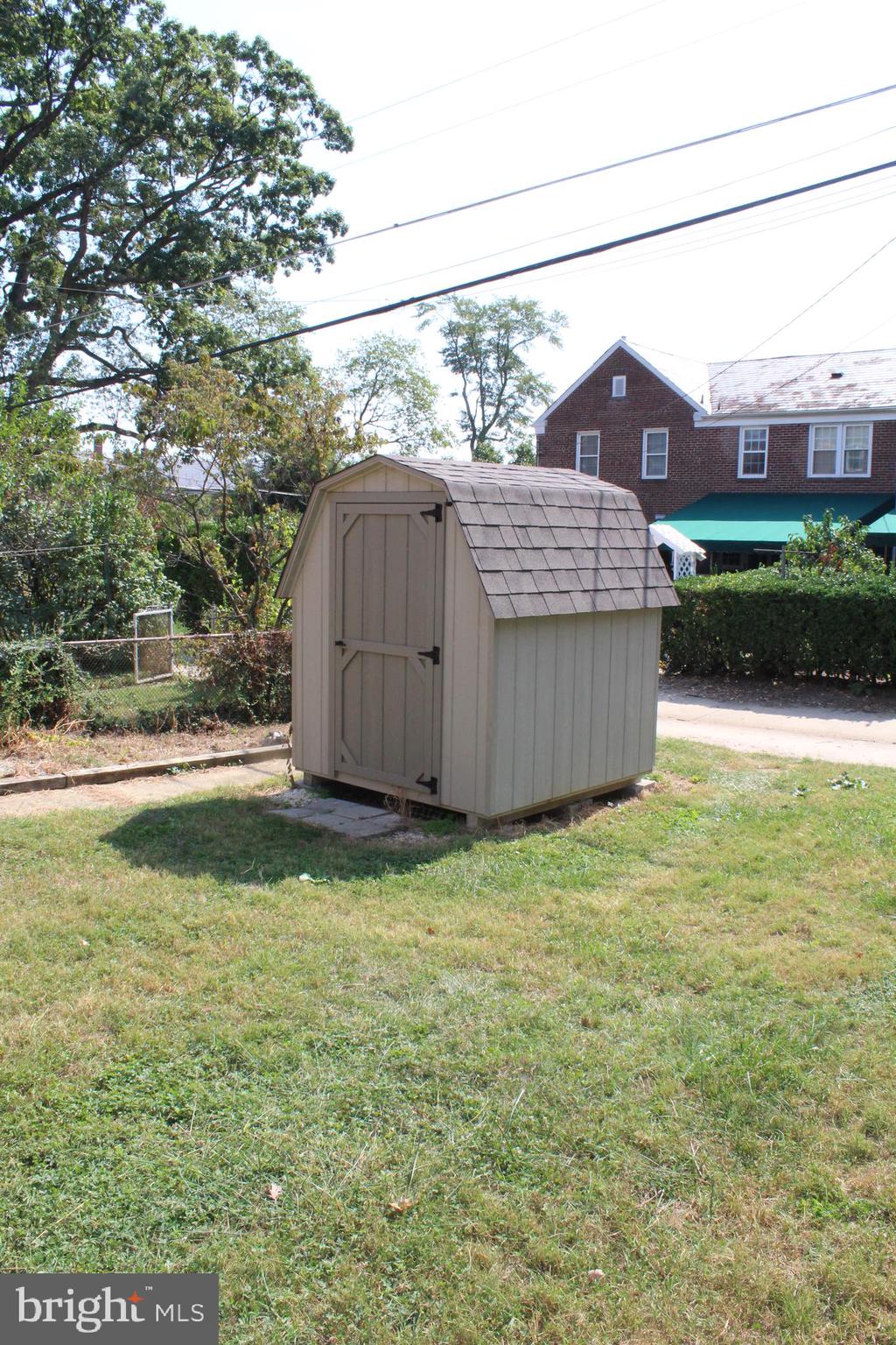 6119 Regent Park Road Baltimore, MD 21228 - Photo 53 of 55 Shed