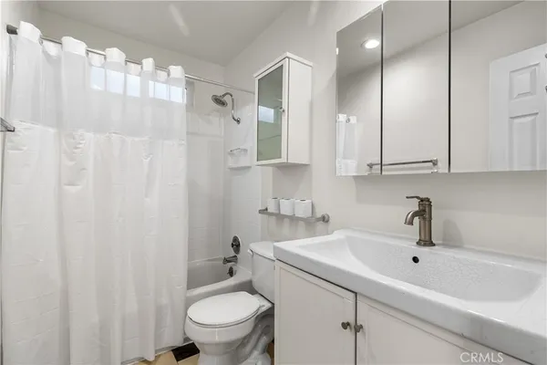 $3,800 | 240 Avenida Granada, Unit 1, San Clemente, CA 92672