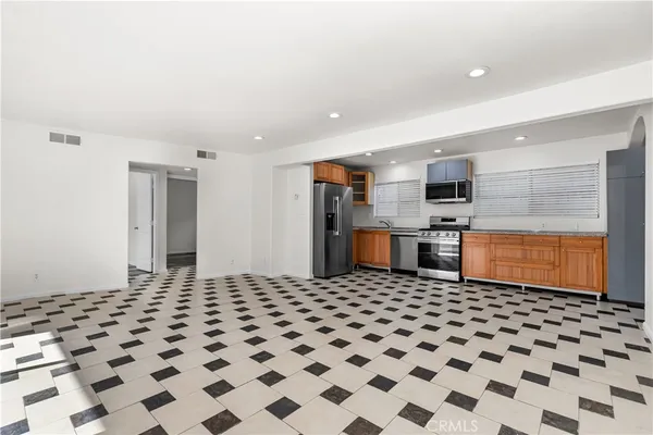 $3,800 | 240 Avenida Granada, Unit 1, San Clemente, CA 92672