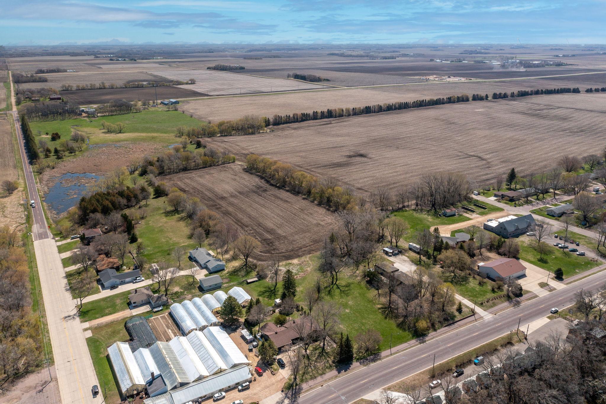 2413 Albion Avenue Fairmont, MN 56031 - Photo 12 of 15