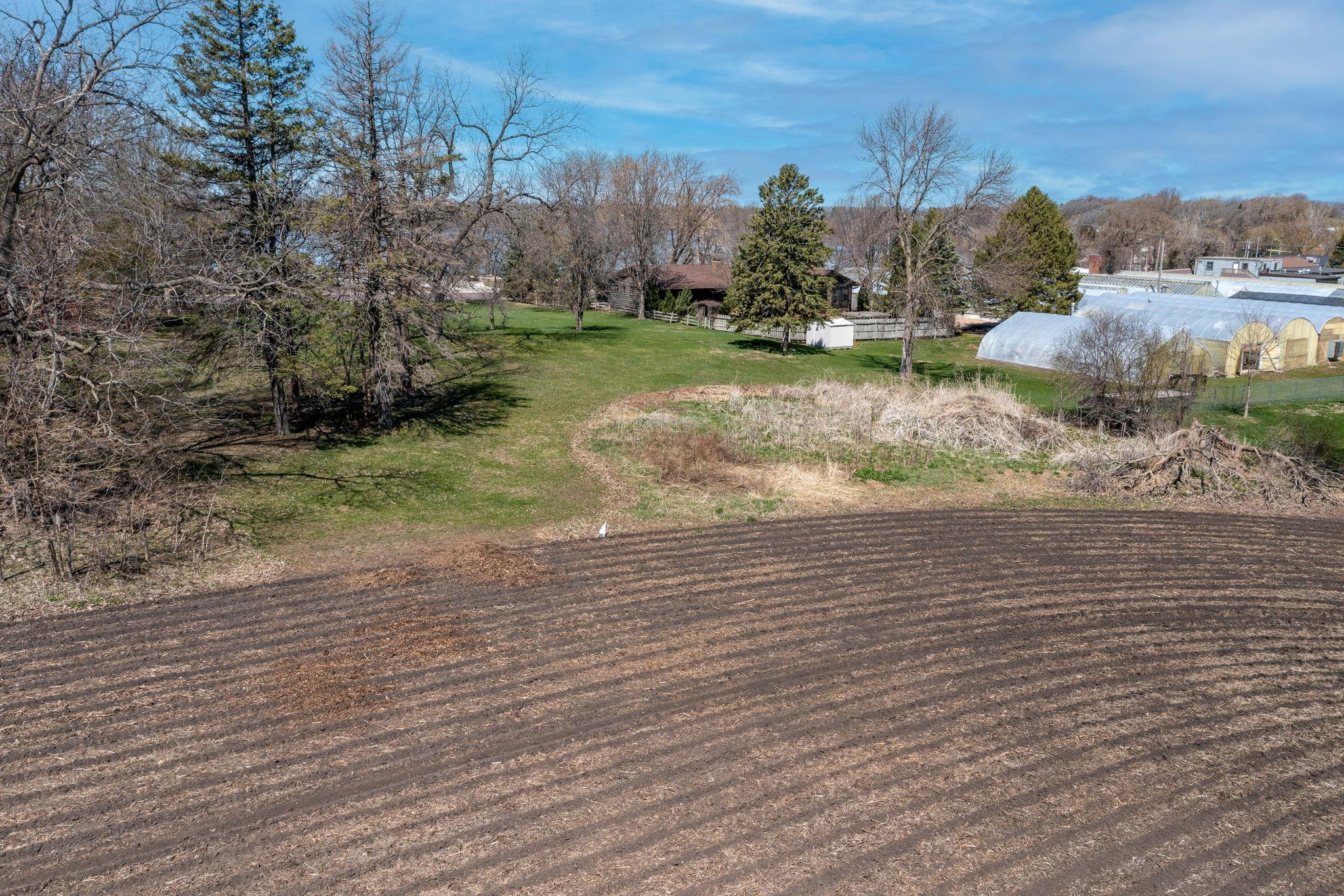 2413 Albion Avenue Fairmont, MN 56031 - Photo 4 of 15