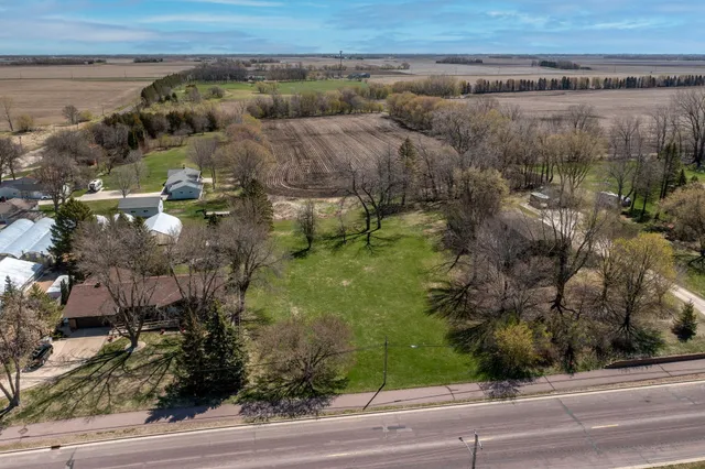 $250,000 | 2413 Albion Avenue, Fairmont, MN 56031