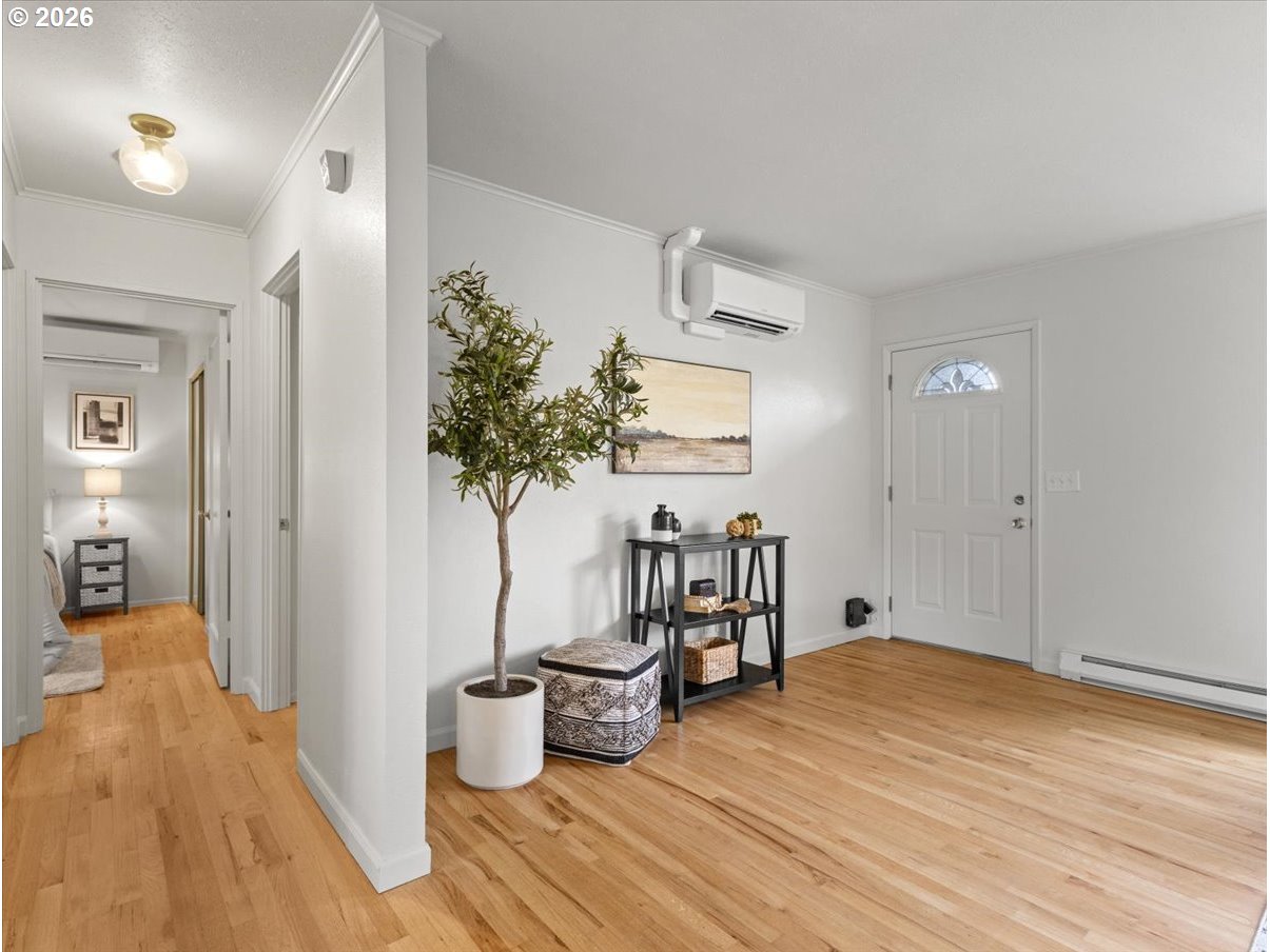 6544 Southwest 46th Place Portland, OR 97221 - Photo 16 of 34 Gallery Image 16