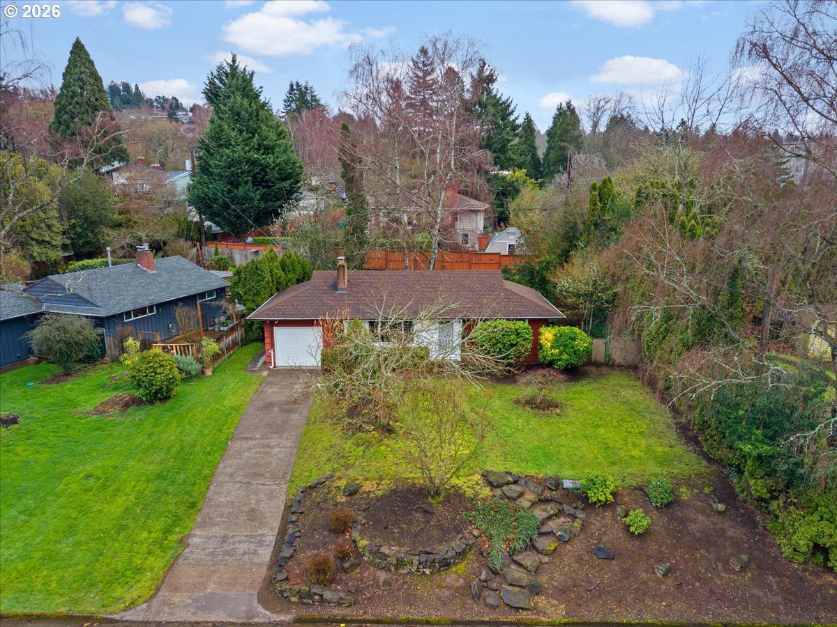 6544 Southwest 46th Place Portland, OR 97221 - Photo 3 of 34 Gallery Image 3