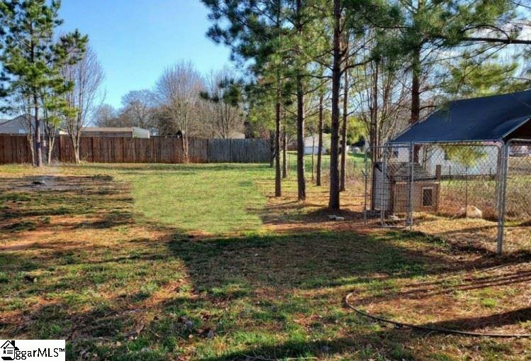 109 Ridgecrest Drive Williamston, SC 29697 - Photo 4 of 22 Gallery Image 4