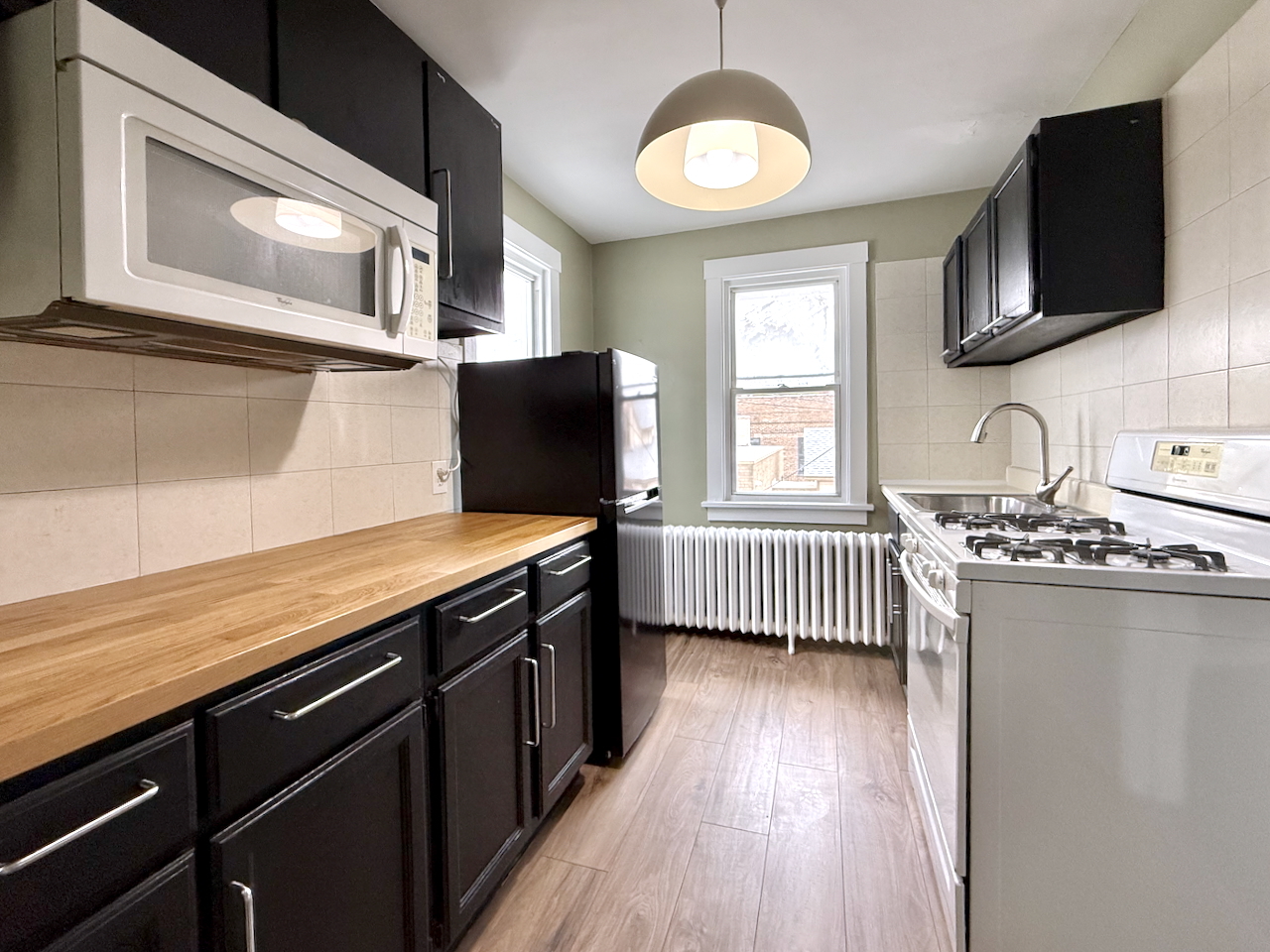 203 Symphony Way, Unit B Elgin, IL 60120 - Photo 4 of 19