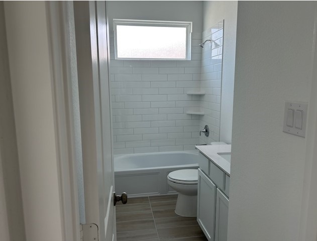 8310 Holly Blue Drive Rosharon, TX 77583 - Photo 21 of 33 **Photos are representative only. This is not the actual homesite.**