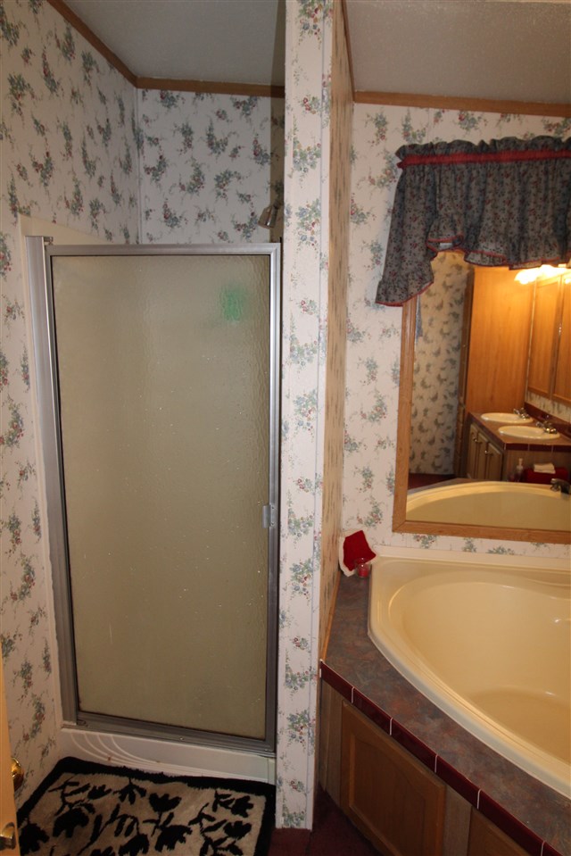1248 Tracy Hill Road Roxbury, VT 05669 - Photo 11 of 30